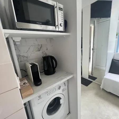 Bright Equipped 10 Min From Paris ميزو الفورْ